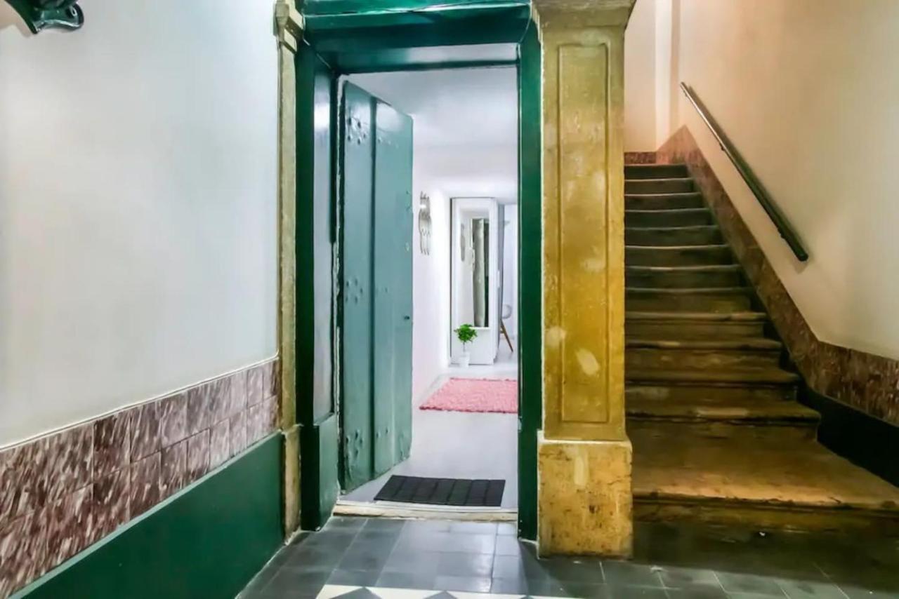 Home4U - Secret Studio In City Center Lissabon Buitenkant foto